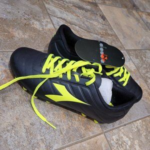 Youth Cleats Diadora